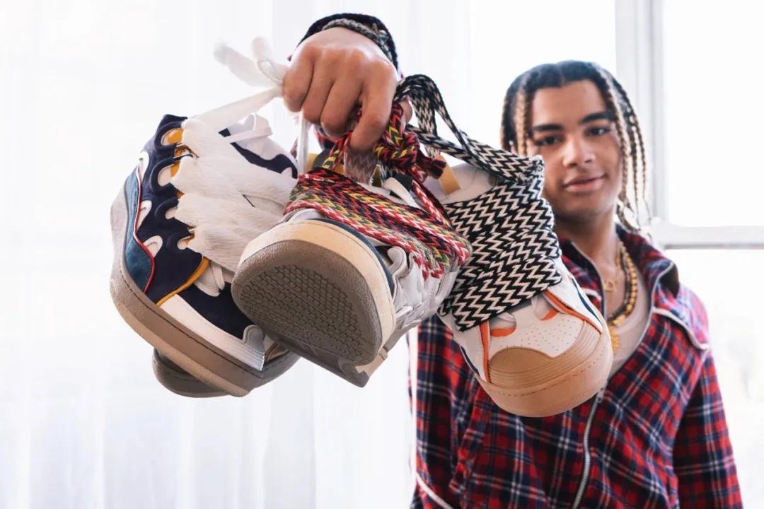 闪电倒钩鞋高帮,闪电倒钩的鞋一双多少钱