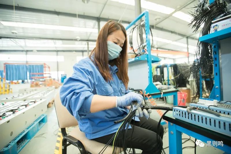 深入工厂纪录片,工厂晚上的真实照片