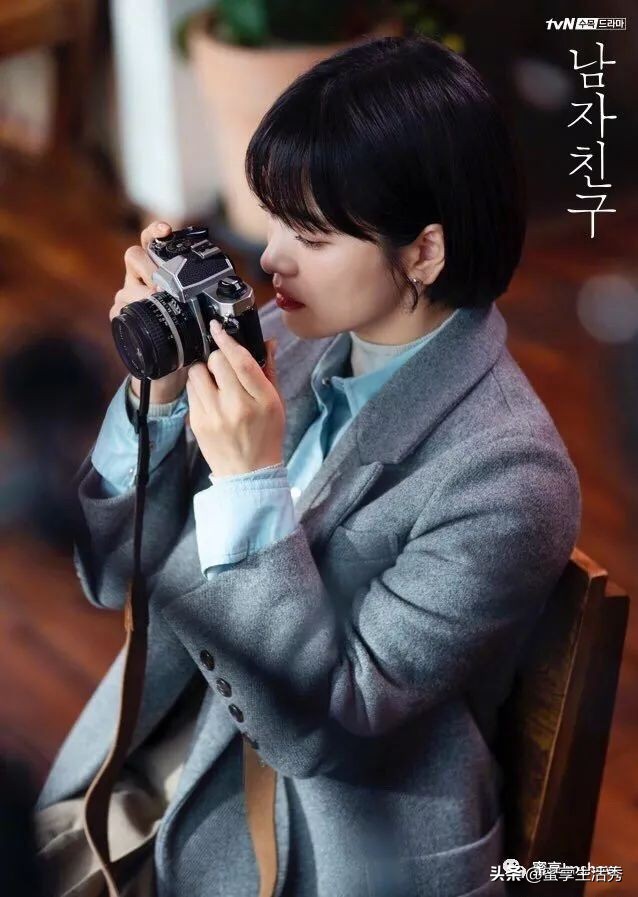 凯特王妃和梅根王妃哪个更大,凯特王妃梅根穿衣搭配