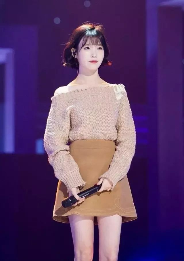 穿搭｜一字肩毛衣－春日里的小心机