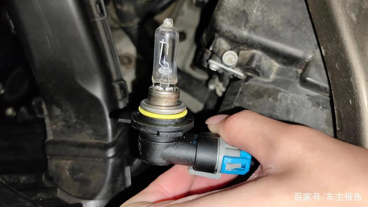 汽车卤素灯氙气大灯led大灯哪个好,汽车大灯氙气灯和led哪种比较好
