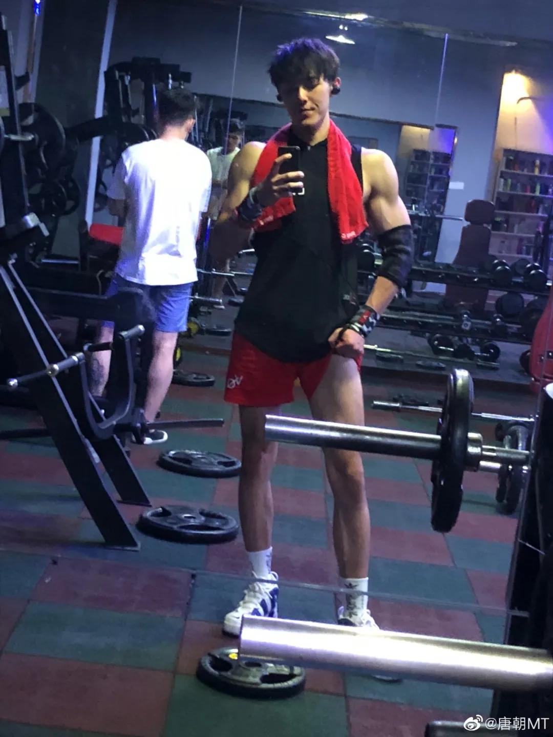 cos王者荣耀小哥,cos帅气的王者英雄