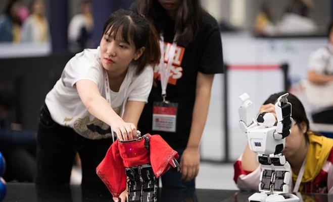 捧回25座奖杯！西安这支队伍不仅有“最强大脑”，而且颜值还高！