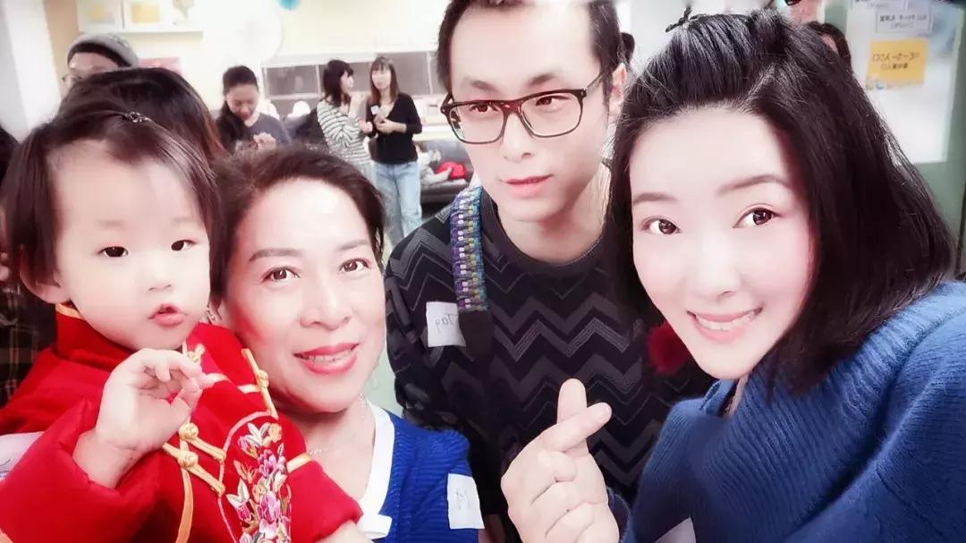 全职妈妈教不出成绩优秀的孩子,全职妈妈孩子上学了能做什么工作