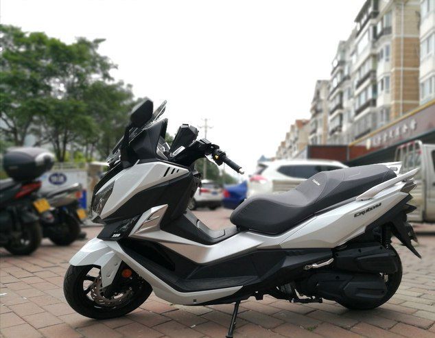 进口摩托车为什么那么高关税,进口摩托车禁摩城市可上牌吗