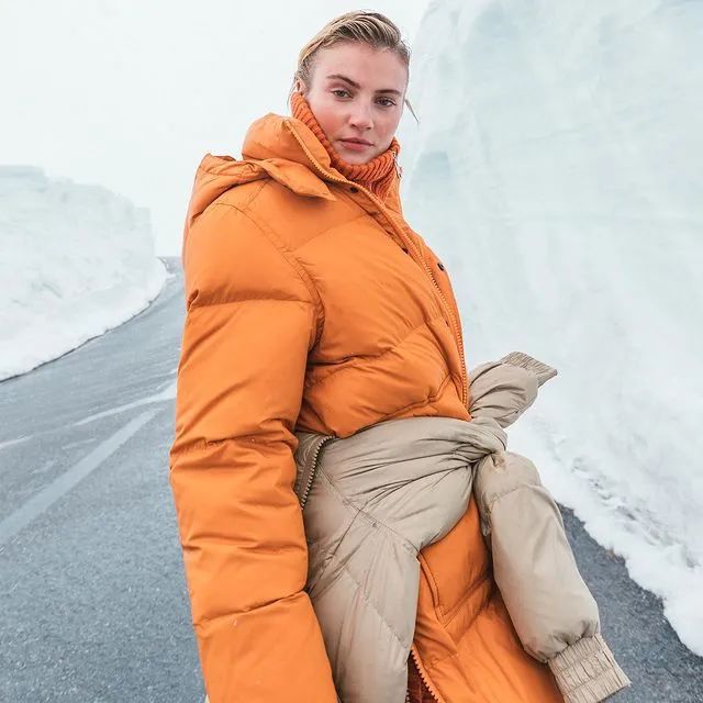 中国体育生标志的羽绒服,体育生羽绒服火了