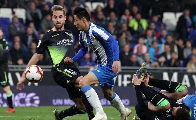 武磊2球1助独领风骚,武磊留洋进球全过程集锦