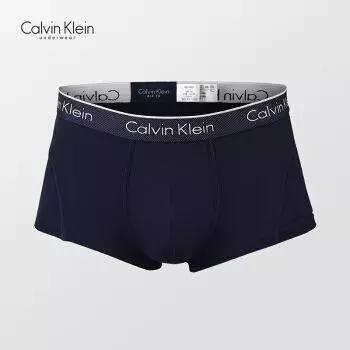 美国第一设计师品牌CK的故事，我知道的只有男士*裤内**