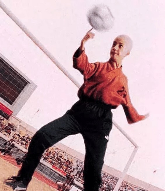 赵薇周星驰少林足球花絮,赵薇评价周星驰综艺节目