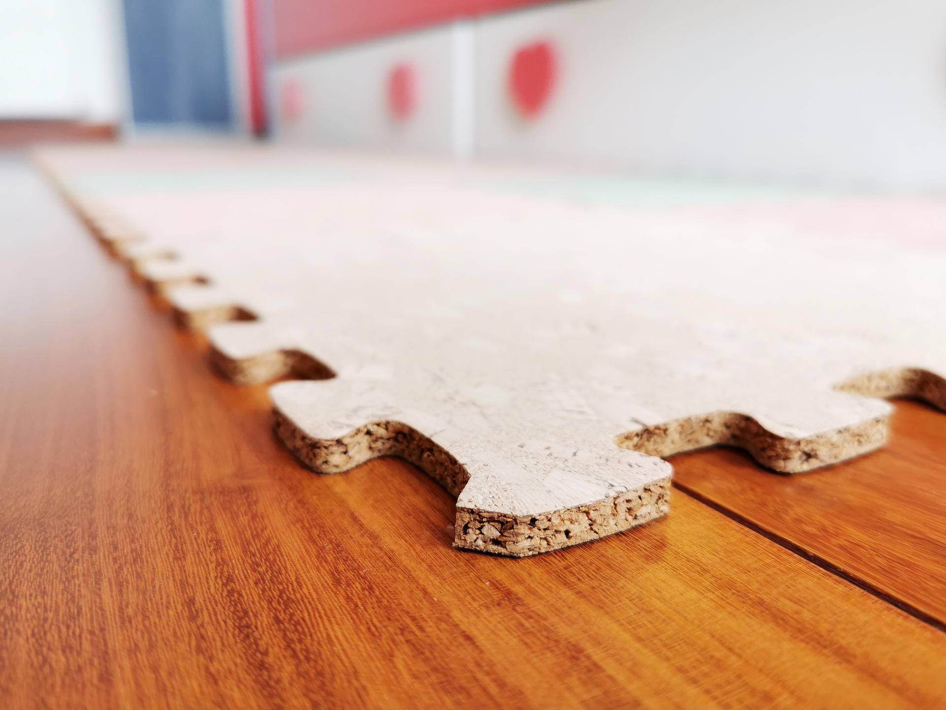 橡儿天然软木拼接地垫,装点你的家居风格