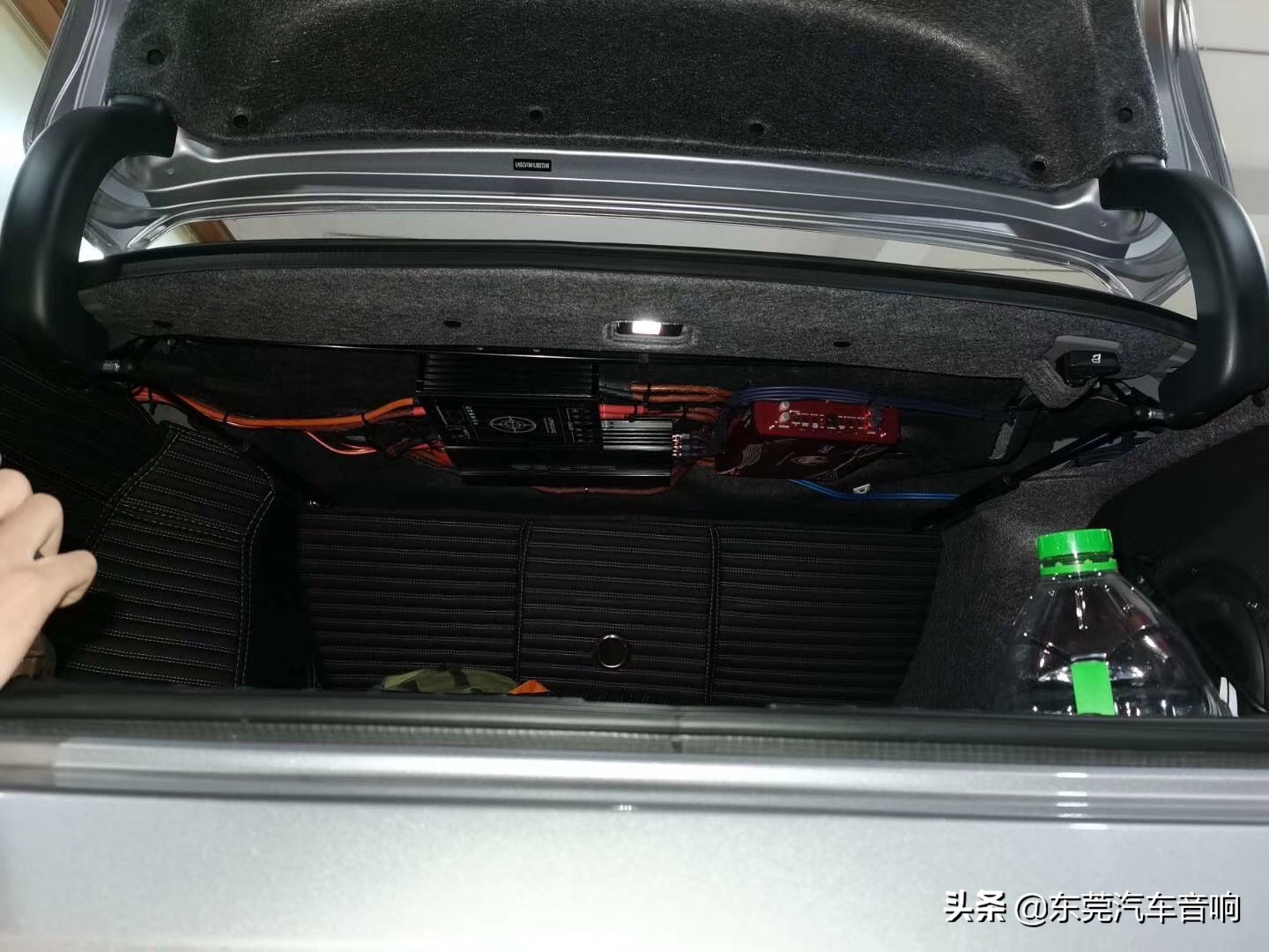本田雅阁改音响有必要加低音炮吗,22款本田雅阁音响怎么调效果最好