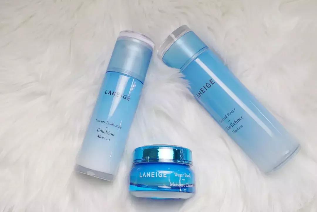 单眼皮御姐装妆容新手,同一个人御姐妆容与萝莉妆容对比