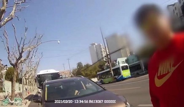 驾驶三年未年检车辆吊销驾驶证,忘了审车逾期4天怎么办