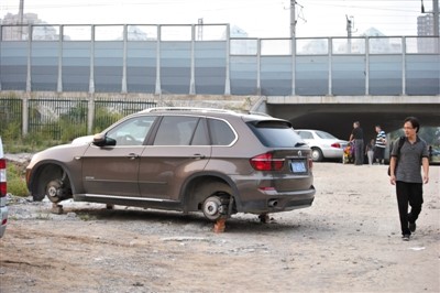 小偷眼里的碟刹锁,宝马轮胎的防盗螺丝拆不下来