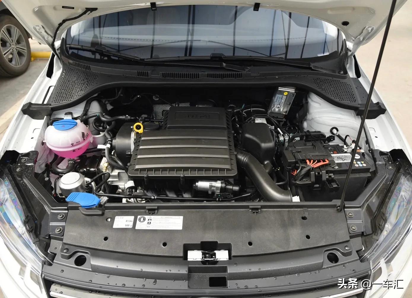 桑塔纳自动挡和polo自动挡哪个好,大众桑塔纳自动风尚版价格