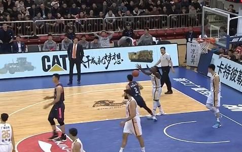 打破偏见的少年|奔跑吧徐中锋