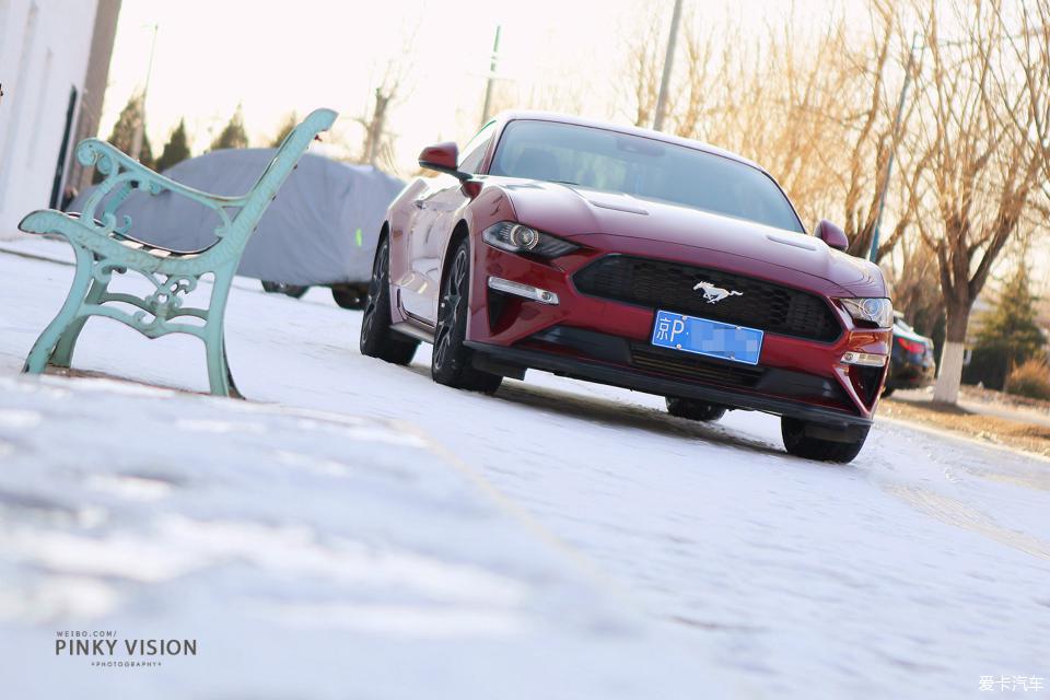 野马mustang宝石红,mustang提车真实评价