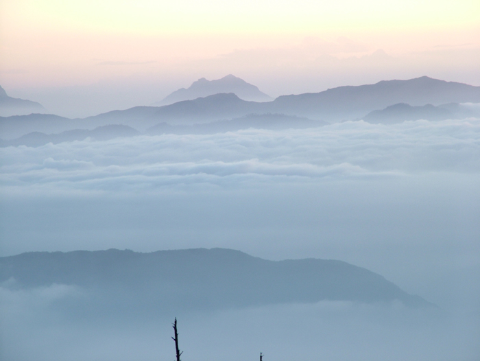 成都去峨眉山乐山大佛旅游攻略,五一峨眉山和乐山大佛穿什么