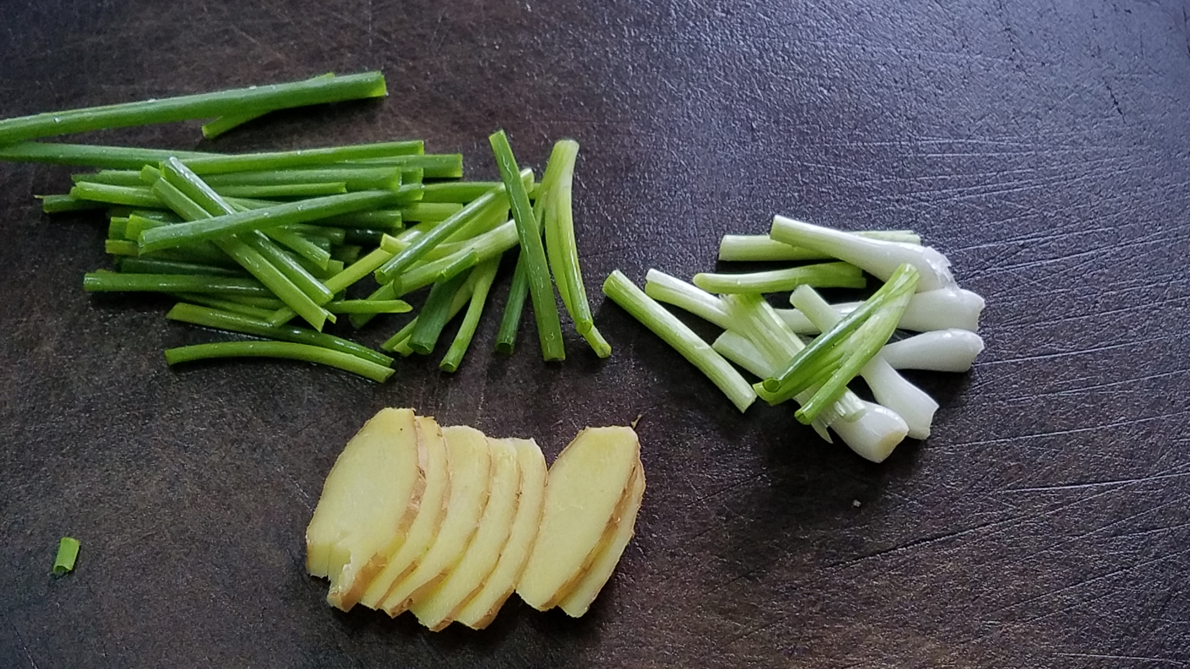 教你做香喷喷的泰式菠萝鸡肉炒饭,炒鸡肉怎么操作才香喷喷的