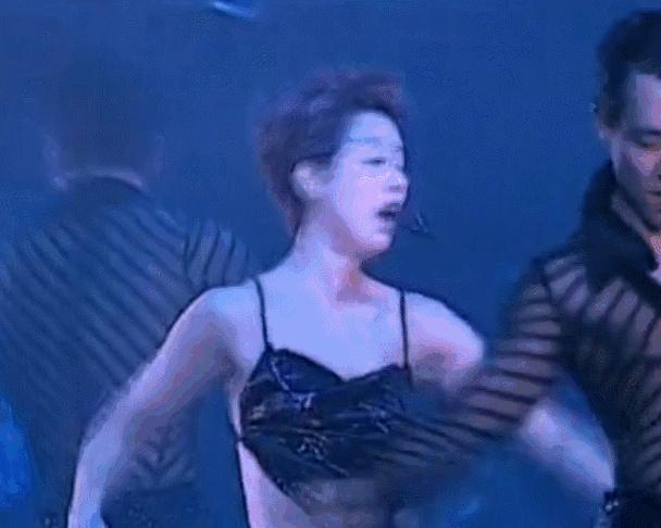 郑秀文为何那么多人爱,为什么香港那么多人喜欢郑秀文