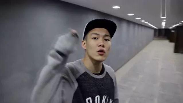 你直播剁手指的样子，真的一点也不酷