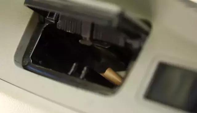 为什么拍卖车成交价那么高,司法拍卖车真实案例