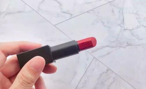 六大断货王必买口红,杨树林口红断货王