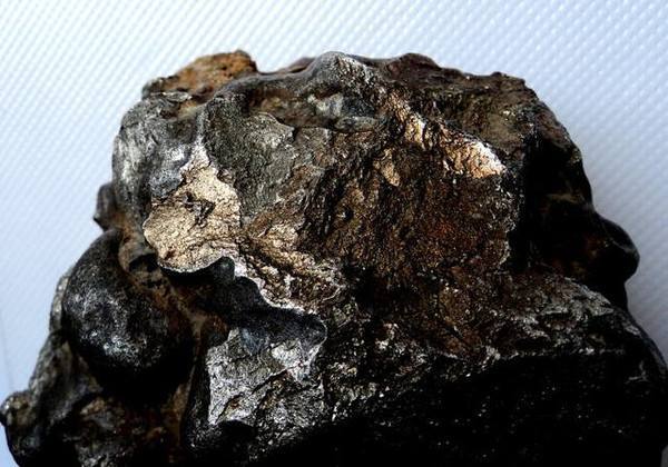 陨石是由什么产生而来的,陨石是什么