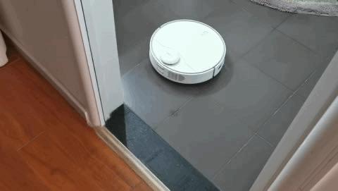 见过能给你家房子估价的扫地机器人吗？360X90扫地机器人体验