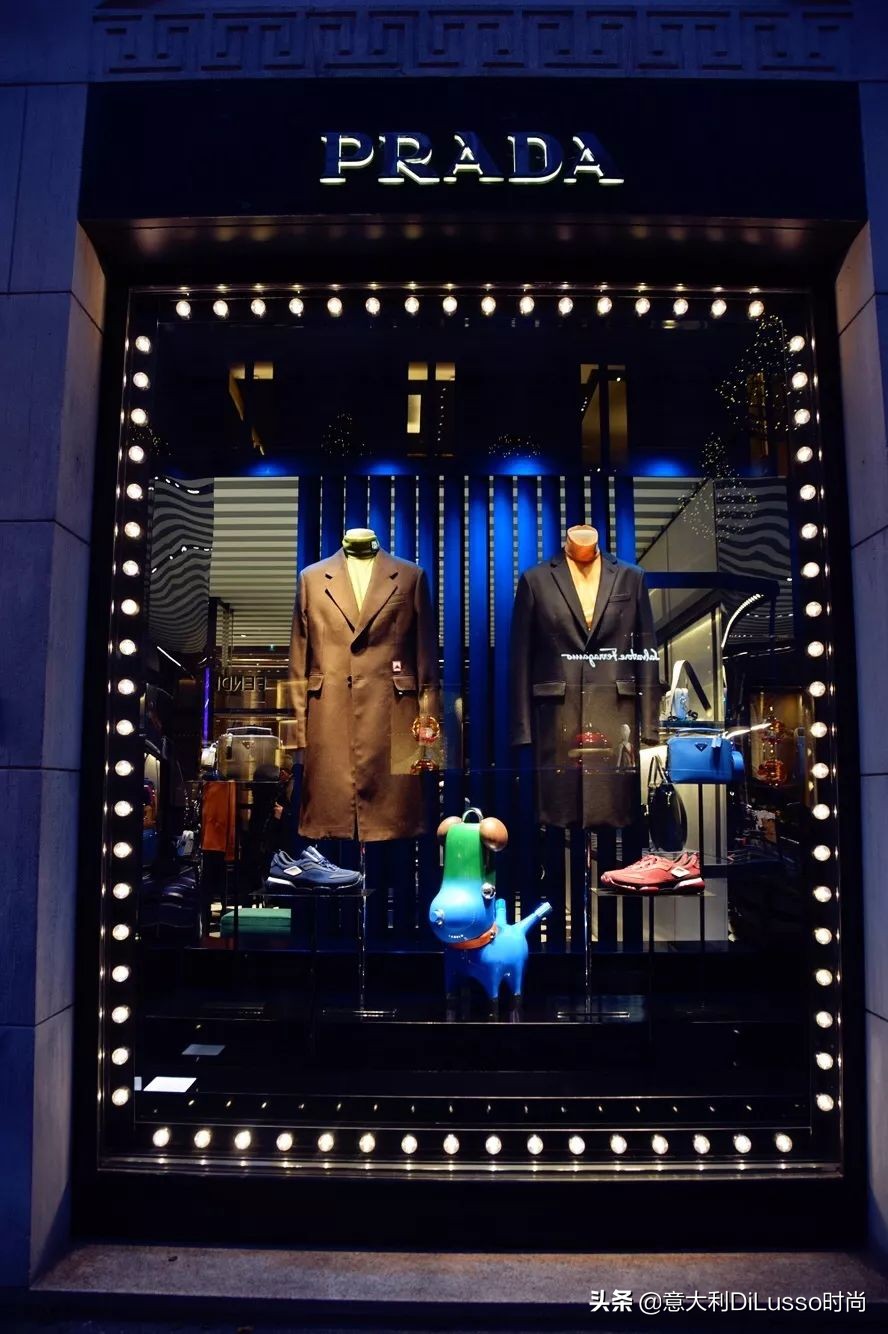 欧洲橱窗为什么漂亮,国外橱窗和小店的区别