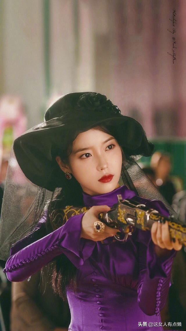 iu在酒店穿衣搭配,iu酒店穿衣搭配