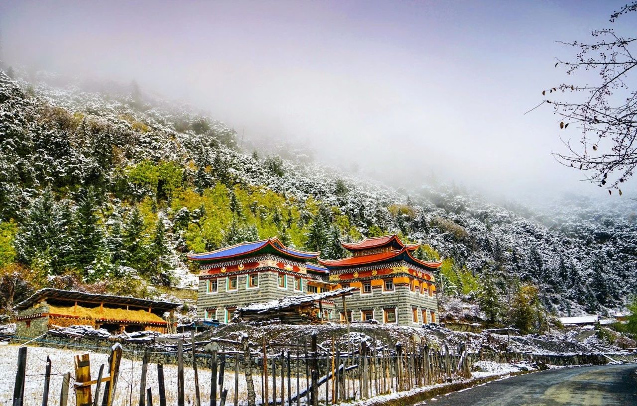 川西到底有什么魔力吸引着,川西为啥旅游资源多