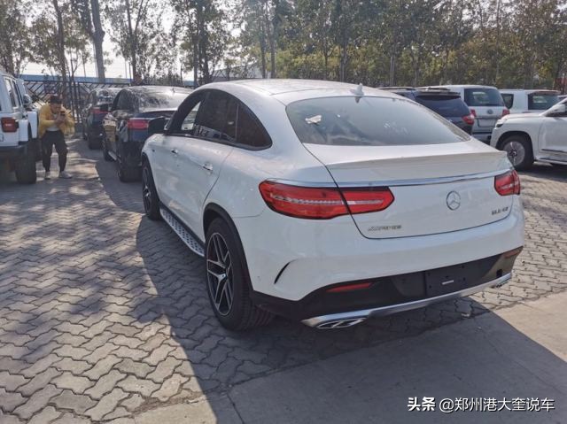 奔驰18款gle43coupe,17款加版奔驰运动型gle43coupe