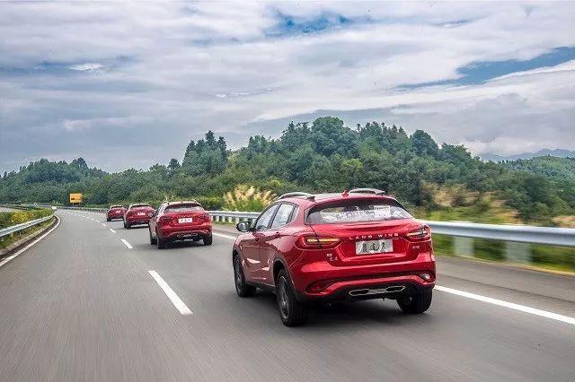 三大件不输合资车，行驶品质一流，试驾陆风轿跑SUV逍遥