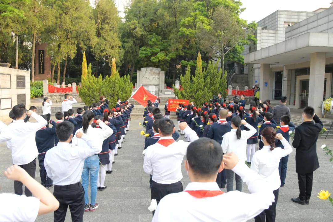 红领巾心向党少先队教育专栏,共青团中央红领巾心向党活动