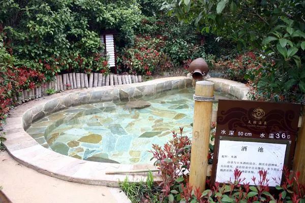 苏州四季恒温水乐园温泉,苏州天颐温泉度假村