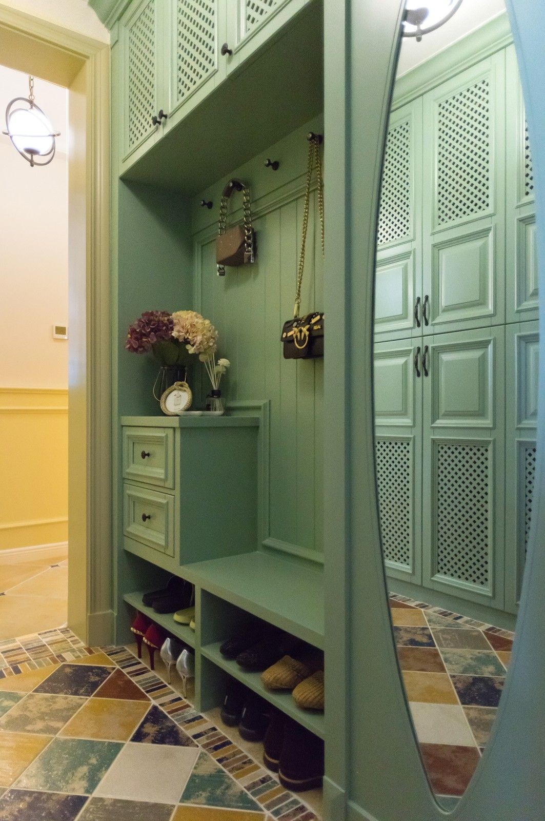 鎰忓ぇ鍒╃殑娴极濠氱ぜ,鎰忓ぇ鍒╁コ浜虹殑鑺卞紡濠氱ぜ