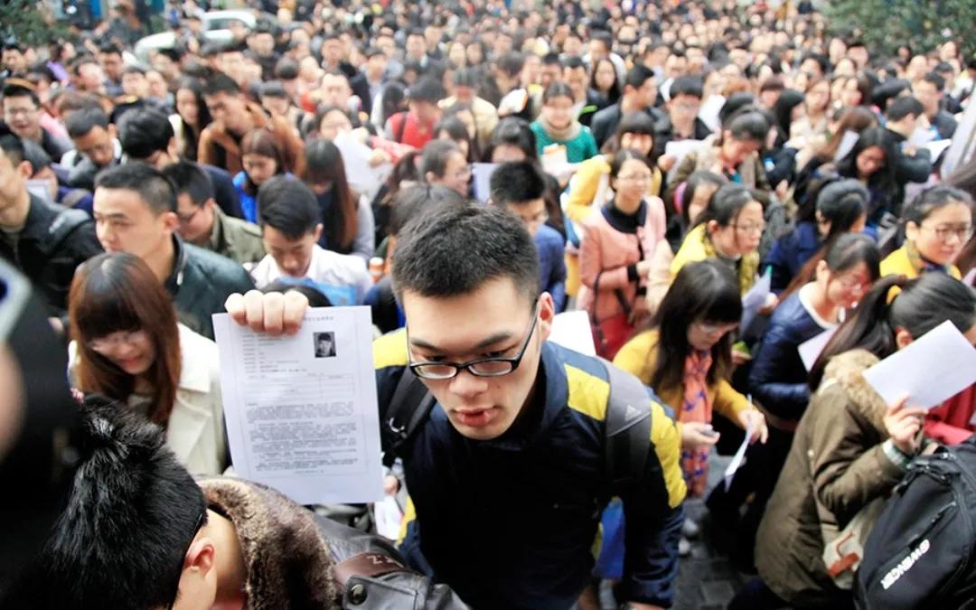 为什么年轻人想创业挣钱,为什么年轻人一门心思只想赚钱