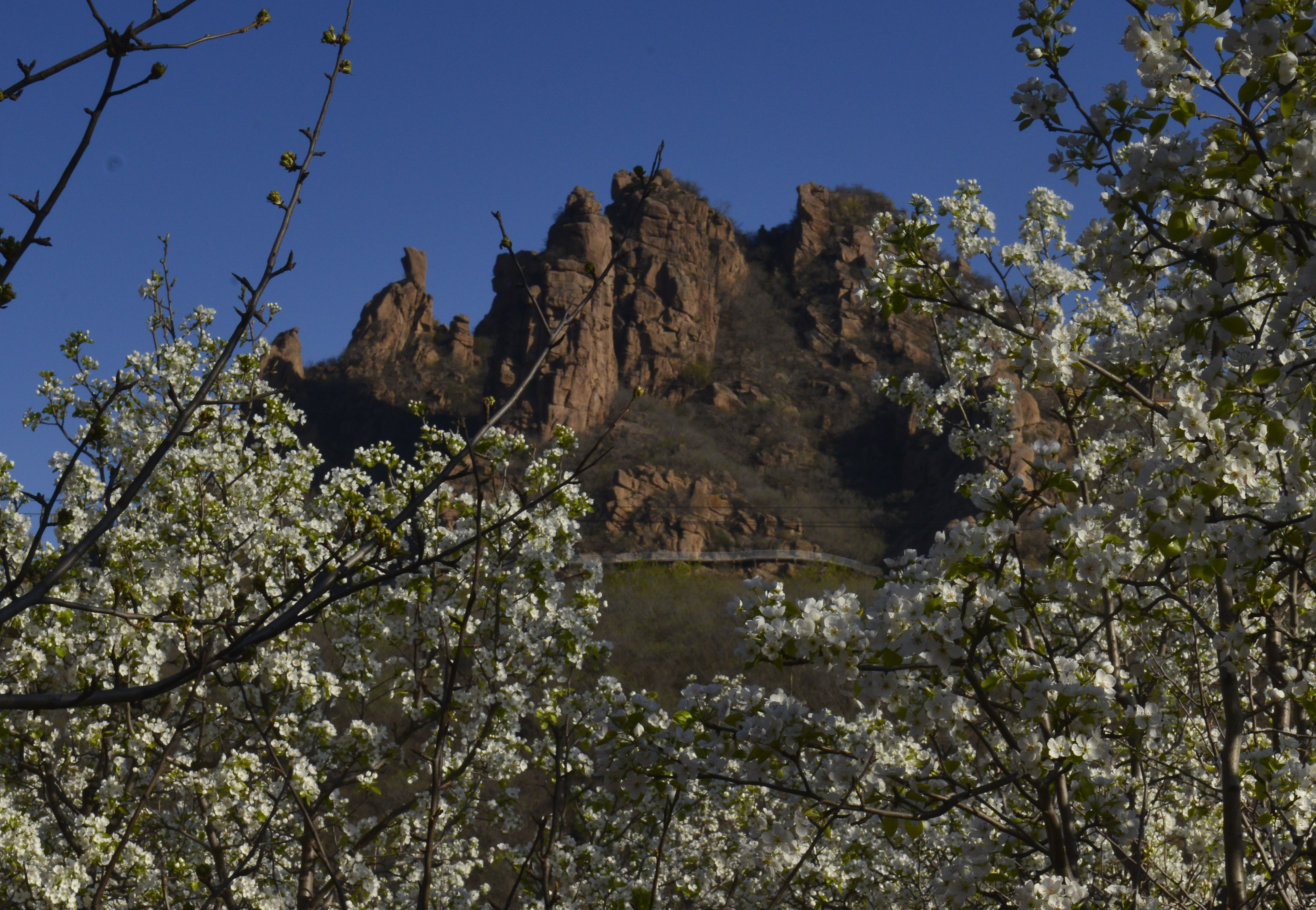 辽西旅游必去十大景点,辽宁朝阳风景区排名前十