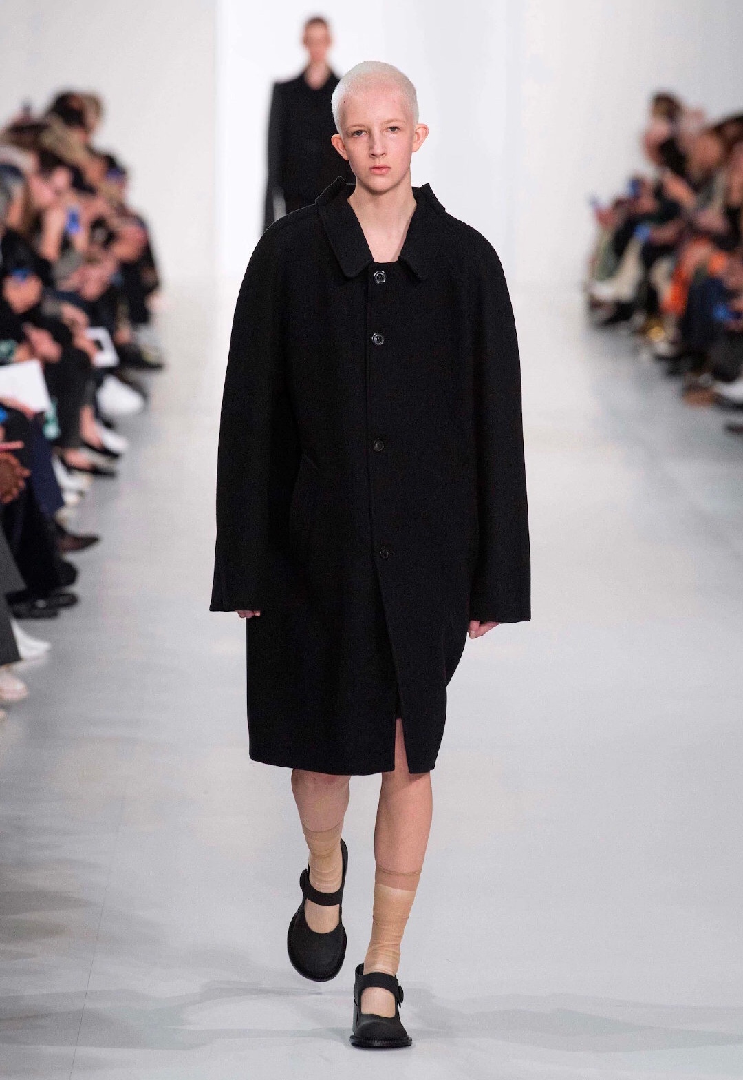 完美通勤穿搭|18个性冷淡风极简主义品牌