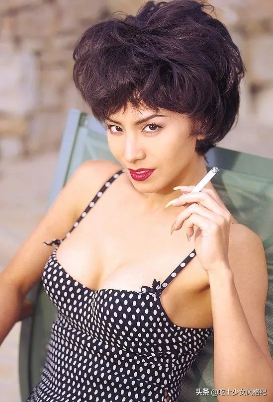 娱乐圈中绝色美人,娱乐圈清纯大美人