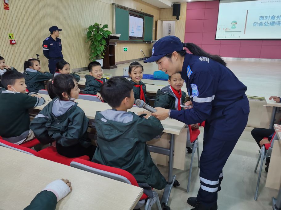 童心小学两江新区,两江新区童心小学开学