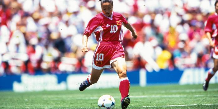 女足世界杯1999铿锵玫瑰,铿锵玫瑰中国女足1999解说