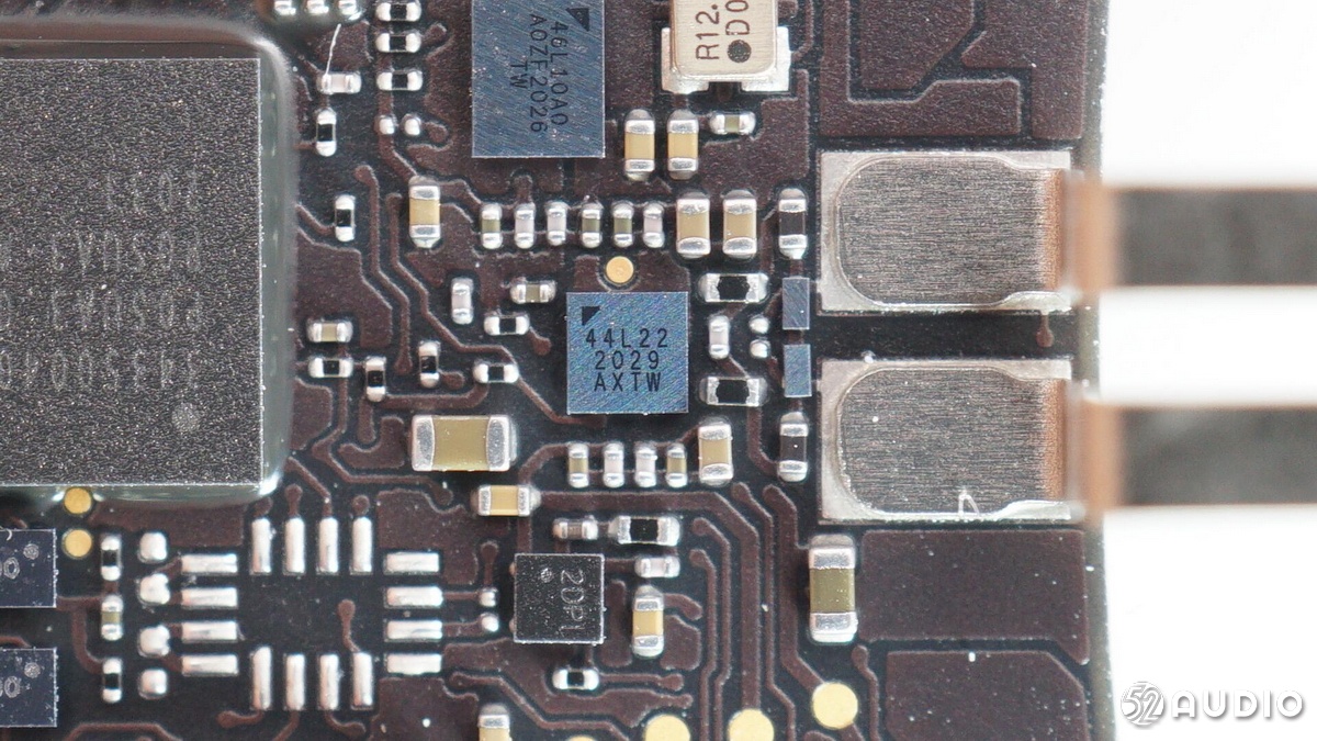 airpodsmax耳机评测,2024年苹果airpodsmax值得买吗