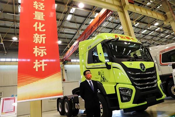 大运重卡v7 (大运重卡v7车型河南地区交付火热)