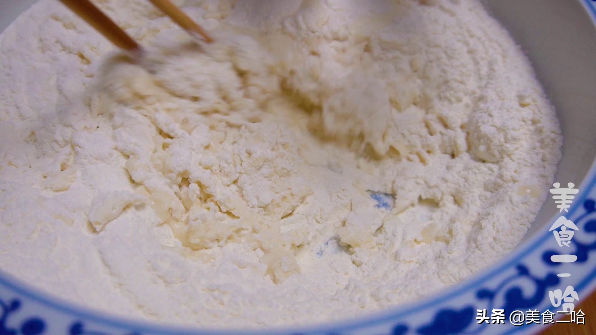 烙饼最软的方法葱花烙饼,大葱家常烙饼的做法全过程