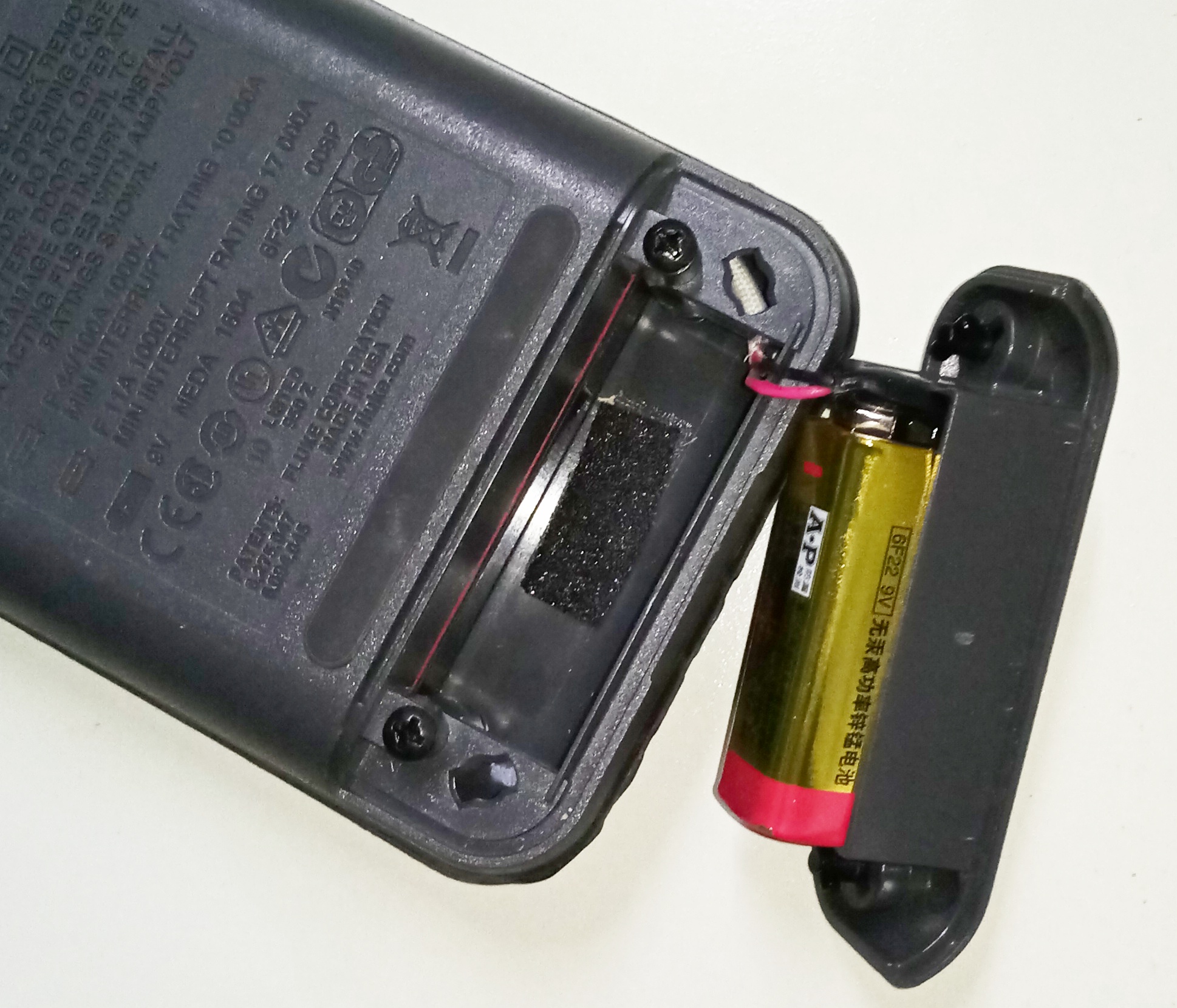 福禄克2万多万用表,福禄克87v拆解