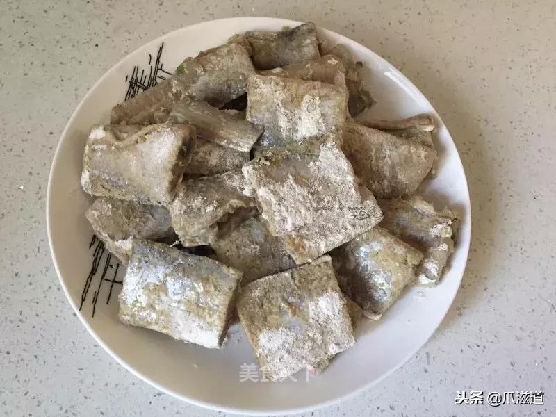 带鱼这样做又香又酥脆,带鱼怎么做不腥气好吃