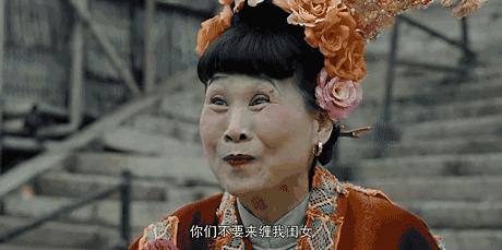 从抑郁症患者到中国第一位“百亿票房女龙套”，苇青经历了什么？