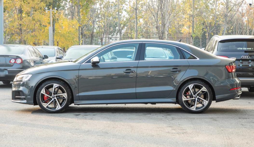 30w买什么二手车性价比高,30w预算二手买什么车最有性价比